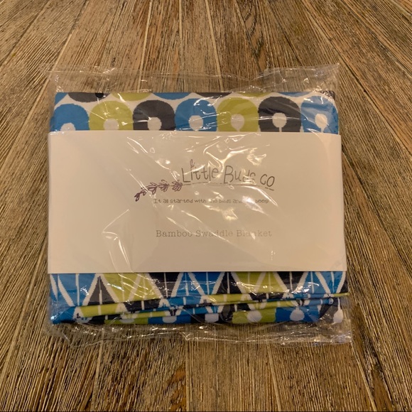 •Little buds company• bamboo swaddle blankets - Picture 3 of 5